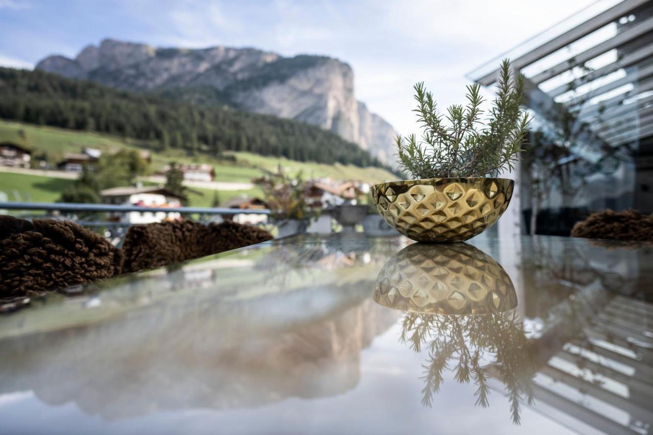 Hotel Acadia - Adults Mountain Home Sëlva di Val Gardena Eksteriør billede